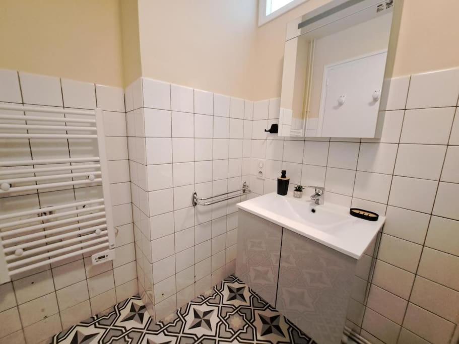 Magnifique T3 Avec Balcon Au Pied Du Metro Colbert Apartment Tourcoing Exterior photo